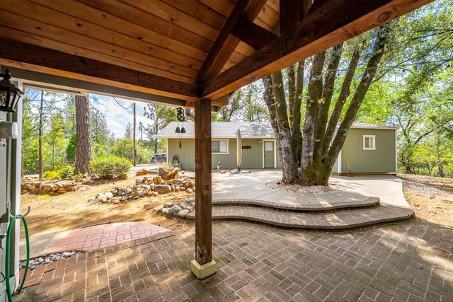 4933 Lakeside Dr, Placerville, CA 95667