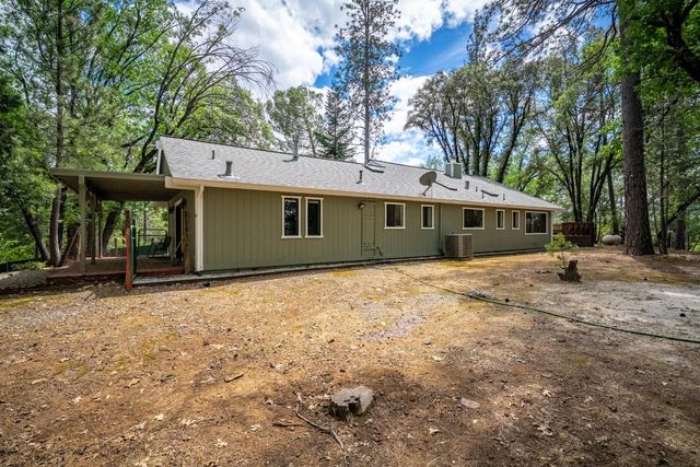 4933 Lakeside Dr, Placerville, CA 95667