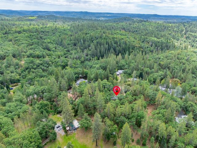 4933 Lakeside Dr, Placerville, CA 95667