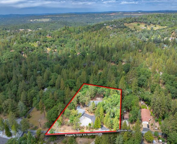 4933 Lakeside Dr, Placerville, CA 95667