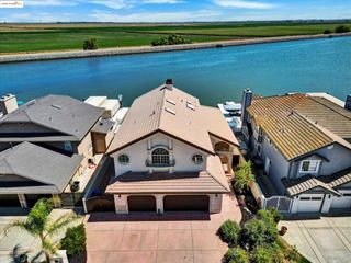 5840 Starboard Dr, Discovery Bay, CA 94505