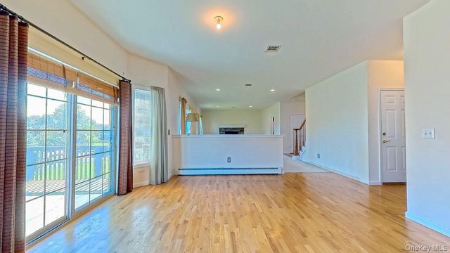 9 Prestwick Drive, Monroe, NY 10950