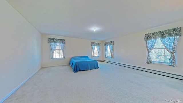 9 Prestwick Drive, Monroe, NY 10950