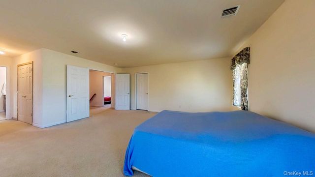 9 Prestwick Drive, Monroe, NY 10950