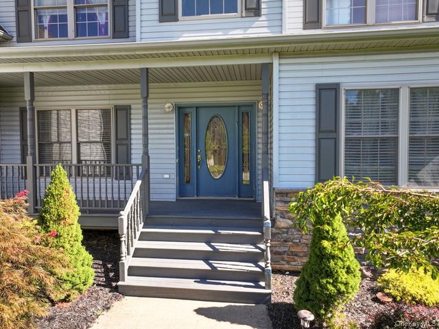 9 Prestwick Drive, Monroe, NY 10950