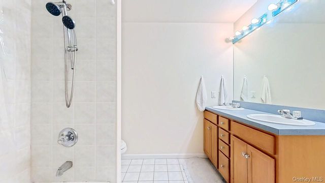 9 Prestwick Drive, Monroe, NY 10950