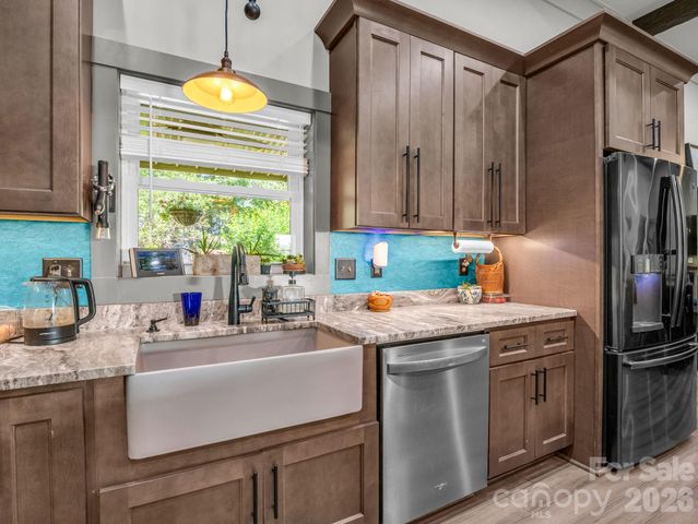 372 Horn Bottom Road, Forest City, NC 28043