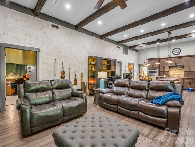 372 Horn Bottom Road, Forest City, NC 28043