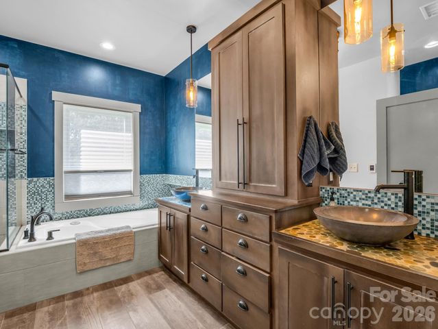 372 Horn Bottom Road, Forest City, NC 28043