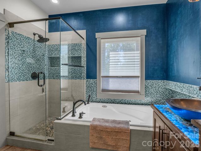 372 Horn Bottom Road, Forest City, NC 28043