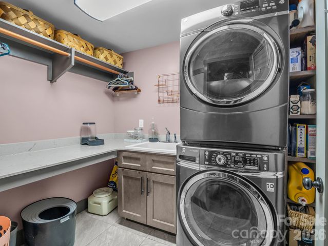 372 Horn Bottom Road, Forest City, NC 28043