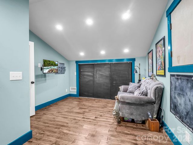 372 Horn Bottom Road, Forest City, NC 28043
