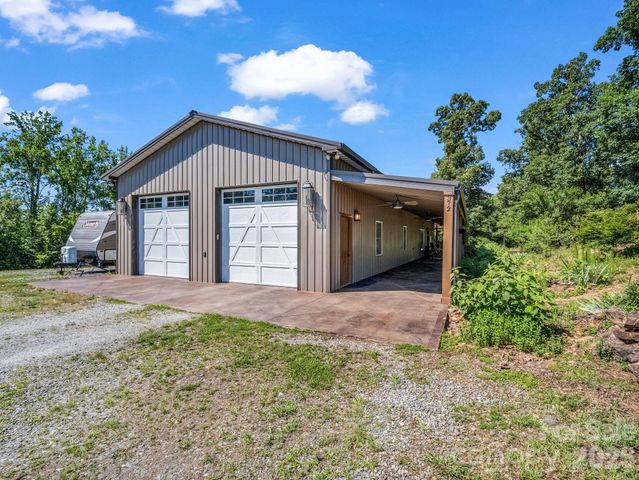 372 Horn Bottom Road, Forest City, NC 28043