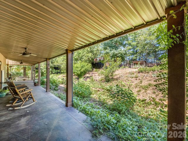 372 Horn Bottom Road, Forest City, NC 28043