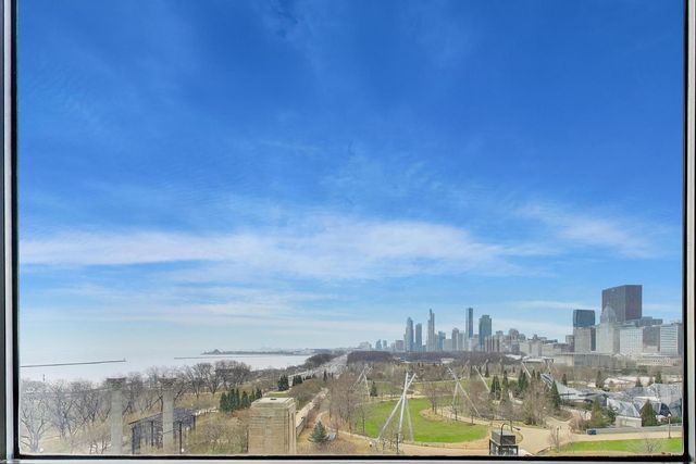 360 E Randolph Street 702, Chicago, IL 60601