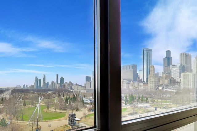 360 E Randolph Street 702, Chicago, IL 60601