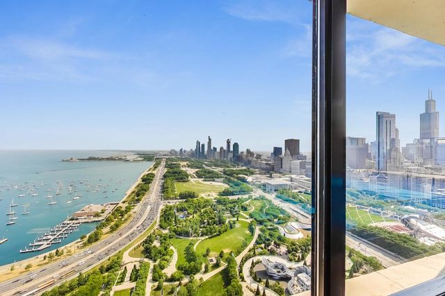 360 E Randolph Street 702, Chicago, IL 60601