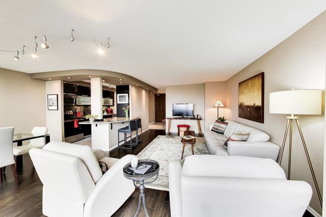 360 E Randolph Street 702, Chicago, IL 60601