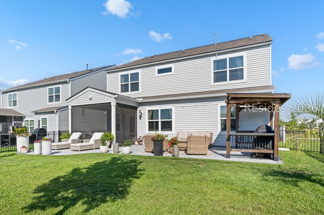 41 Dudley Ave, Okatie, SC 29909