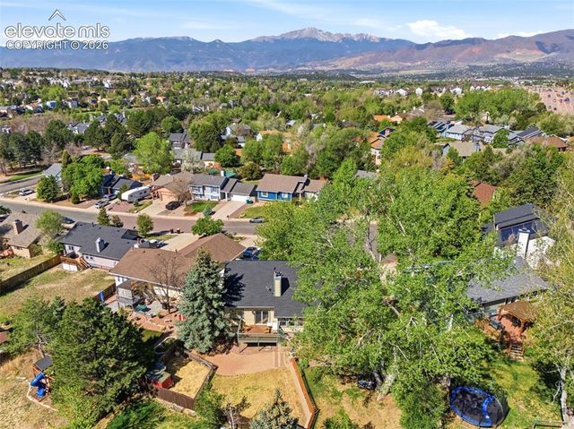 6945 Meadowwood Place, Colorado Springs, CO 80918