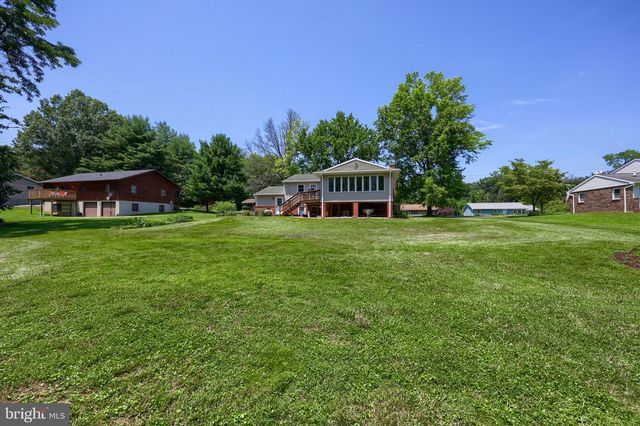 3356 TURNPIKE RD, Elizabethtown, PA 17022