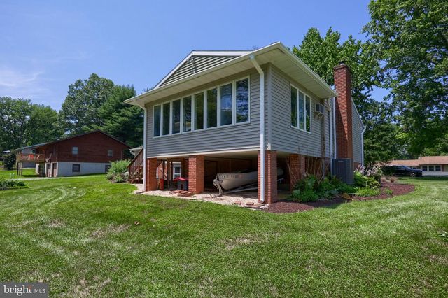 3356 TURNPIKE RD, Elizabethtown, PA 17022