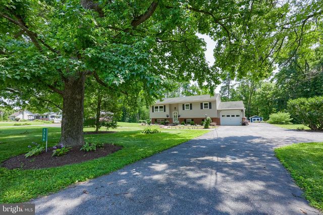 3356 TURNPIKE RD, Elizabethtown, PA 17022
