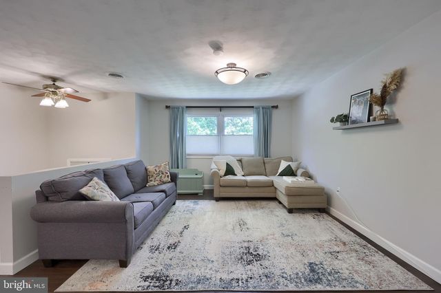 3356 TURNPIKE RD, Elizabethtown, PA 17022