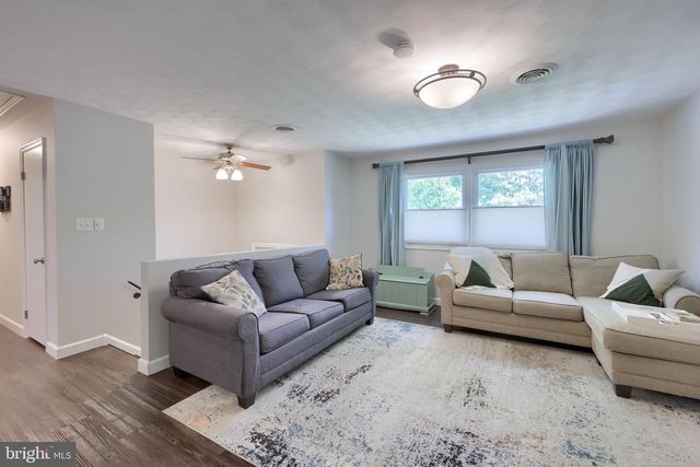 3356 TURNPIKE RD, Elizabethtown, PA 17022