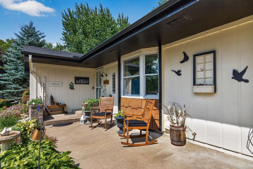 517 5 1/2 Street NW, Elk River, MN 55330 — photo 3