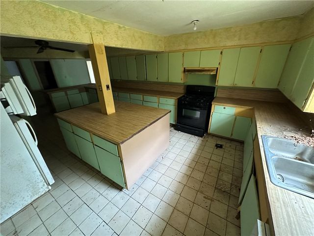 244 N. CR 1032, Kingsville, TX 78363