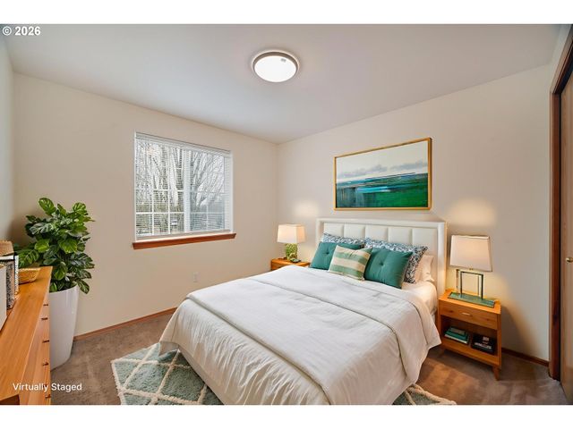 2067 Sw FELLOWS St, Mc Minnville, OR 97128