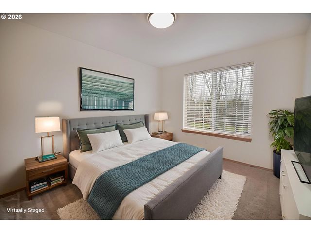 2067 Sw FELLOWS St, Mc Minnville, OR 97128