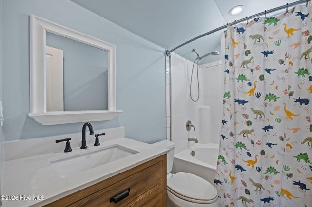 416 Sunrise Court, Emerald Isle, NC 28594