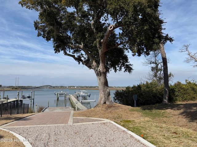 416 Sunrise Court, Emerald Isle, NC 28594