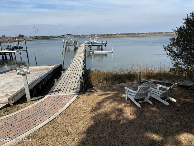 416 Sunrise Court, Emerald Isle, NC 28594