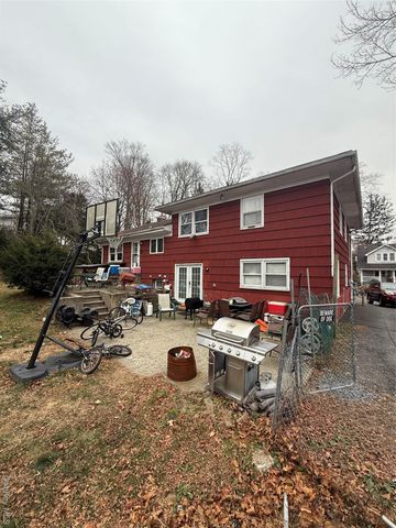 31 E Vincent Street, Elmsford, NY 10523