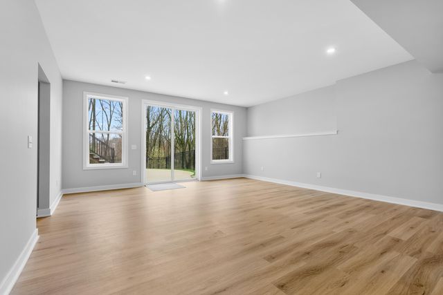 8564 Brighten Trail, Mattawan, MI 49071