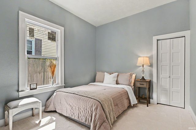 1628 Catalpa Avenue, South Bend, IN 46613