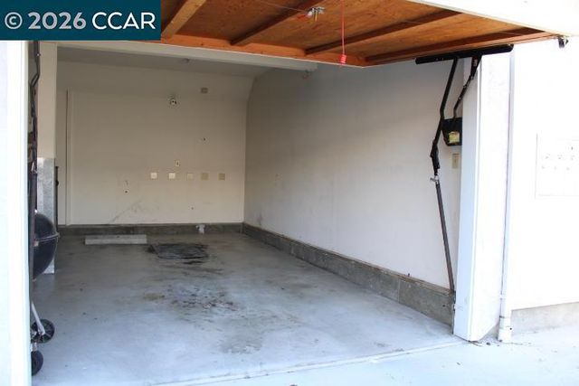 5619 Madison Ave, Richmond, CA 94804