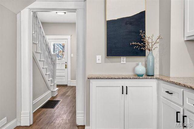 5834 Victoria Avenue, St Louis, MO 63110