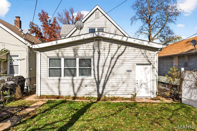 5834 Victoria Avenue, St Louis, MO 63110