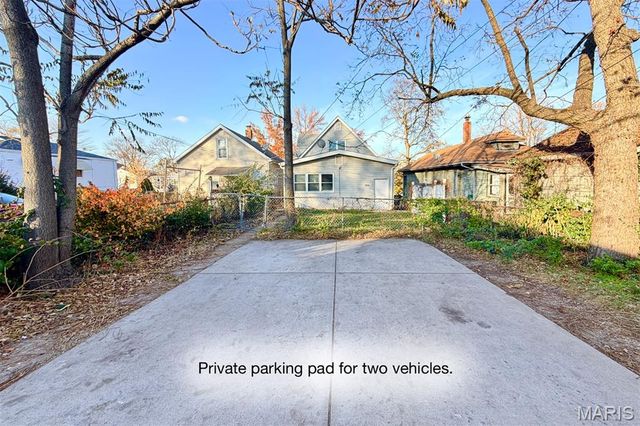 5834 Victoria Avenue, St Louis, MO 63110