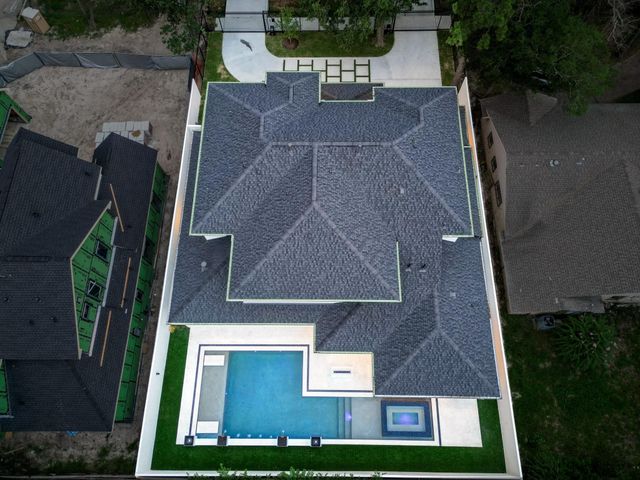 13034 Memorial Drive, Houston, TX 77079