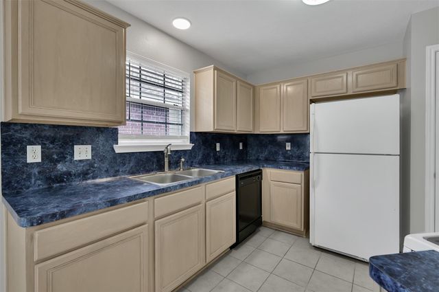 12411 Westwold Drive, Tomball, TX 77377