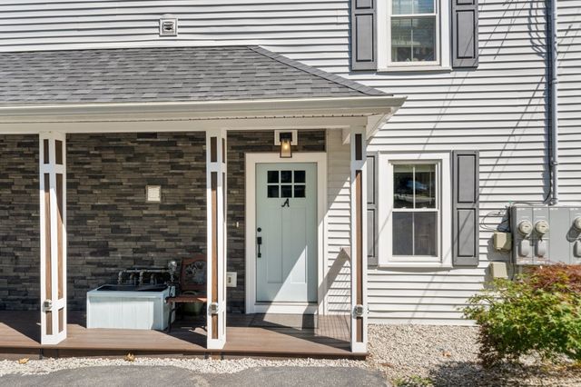54 Caterbury A, Hingham, MA 02043