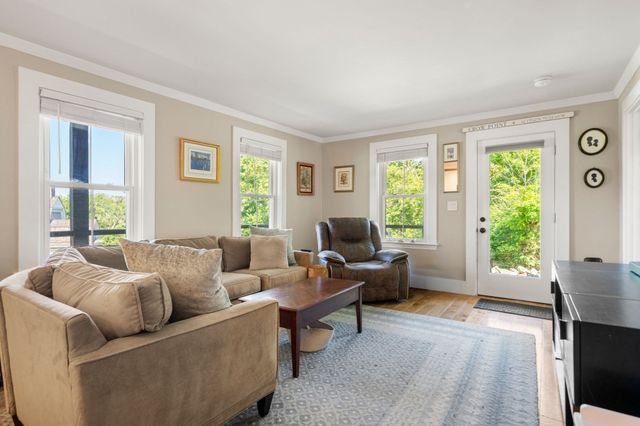 54 Caterbury A, Hingham, MA 02043