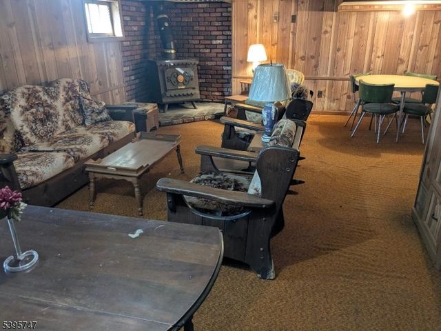 182 State Route 31, Hampton Boro, NJ 08827