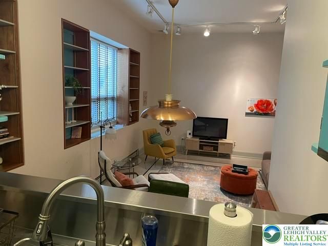 5093 Vera Cruz Road, Emmaus Boro, PA 18049