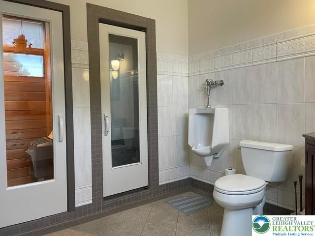 5093 Vera Cruz Road, Emmaus Boro, PA 18049